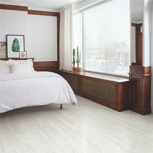 Плитка ПВХ Quick Step Pulse Click Сосна светло-серая PUCL40204 фото 3 | FLOORDEALER